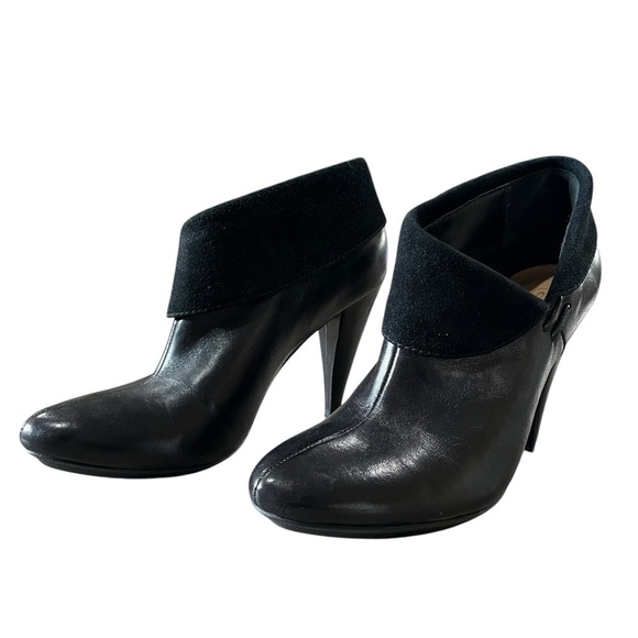 Coach Annika Black Leather Slip On Pointed Toe 4” Heel Ankle Booties Women’s 6 B - Picture 2 of 11